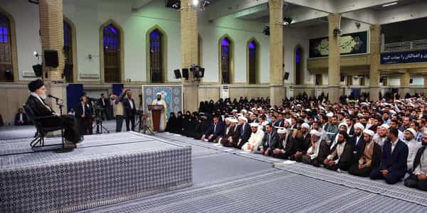 خامنهای در بار عام ویژه طلاب حوزههای علمیه استان تهران