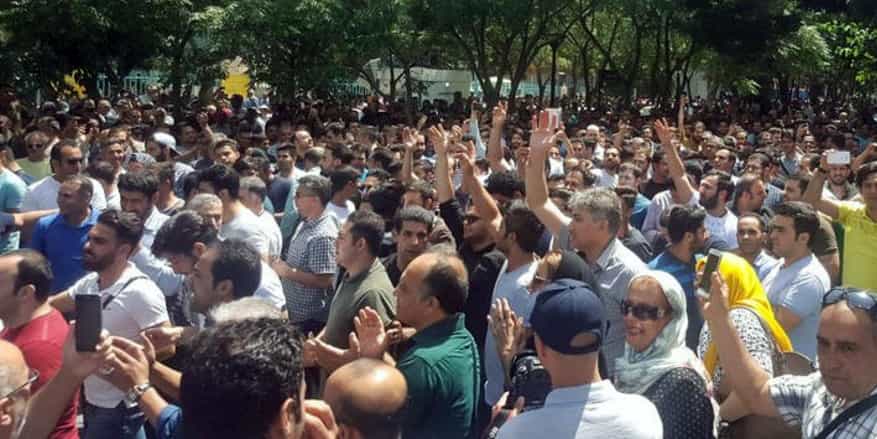 صحنهای از یک تظاهرات اعتراضی در تهران، ۴ تیر ۱۳۹۷