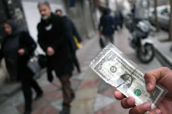اینستکس قیمت دلار را پایین آورد