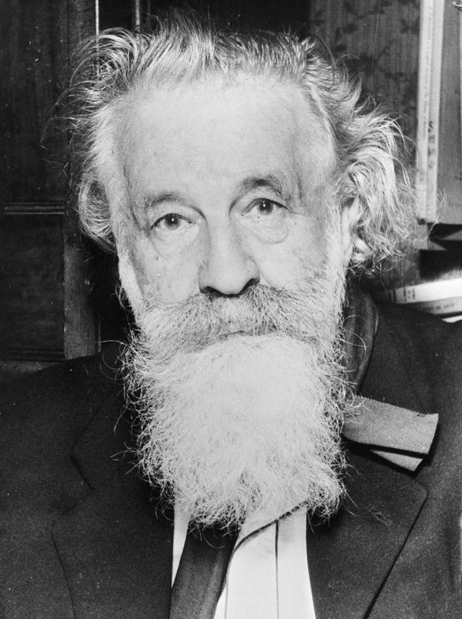 Gaston Bachelard (1884-1962) CC BY-SA 3.0 nl