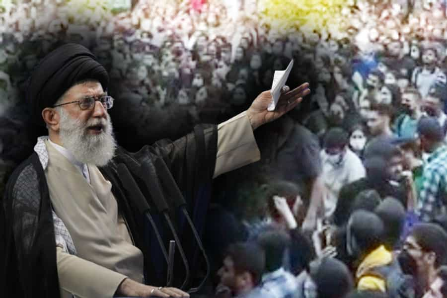 خامنه‌ای و اعتراضات ۱۴۰۱، عکس مونتاژ (زمانه)