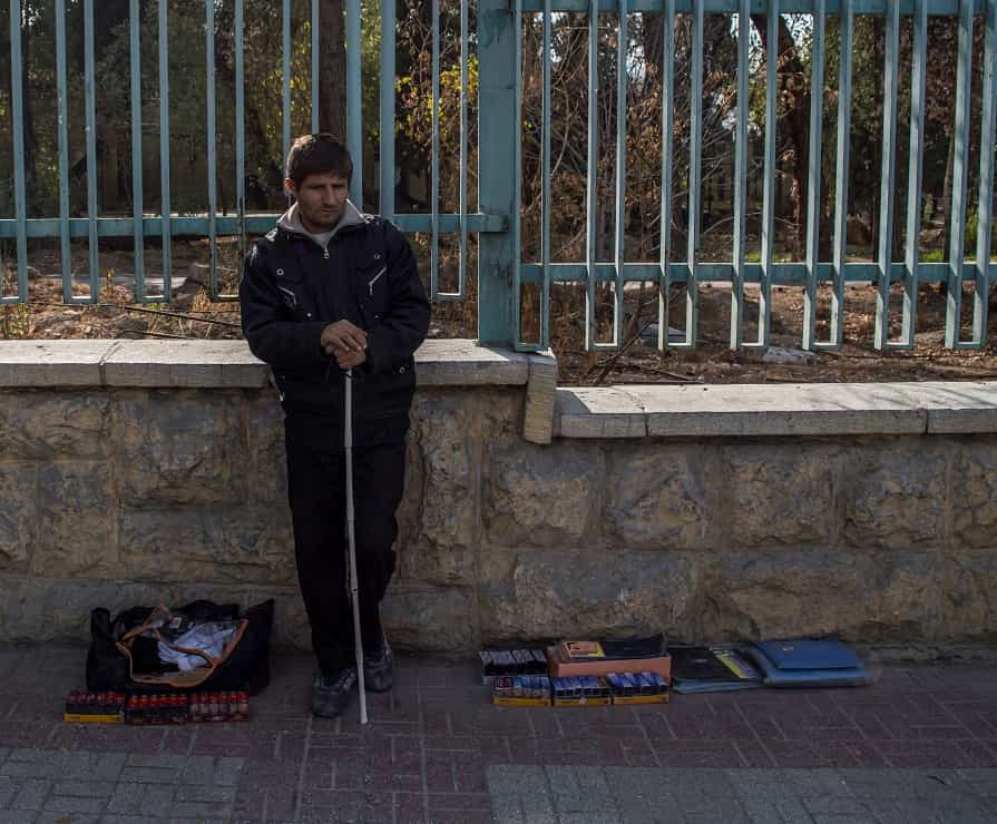 معلولان در عمل فاقد حق اشتغال هستند؛ تصور از اشتغال آنان فقط به این شکل است