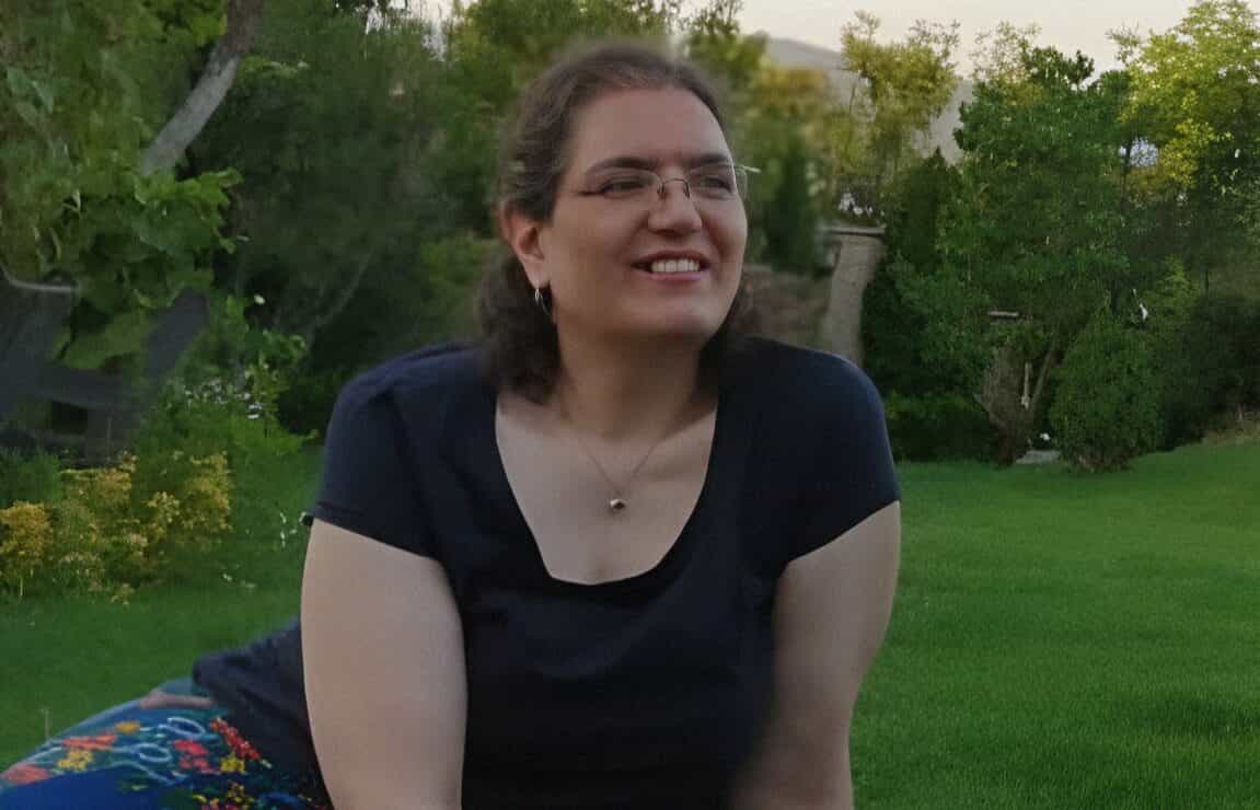 نهاله شهیدی، شهروند بهائی