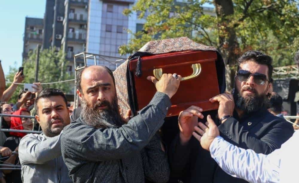 تشییع جنازه هوشنگ ابتهاج در رشت