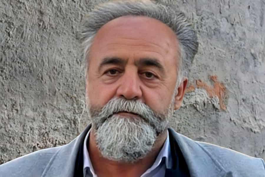 چهره احمد حسنزاده با ریش انبوه سفید