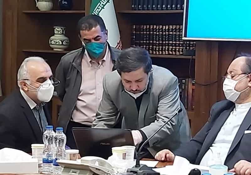 شورای عالی کار در آخرین جلسه برای تعیین حداقل دستمزد به نتیجه نرسید. قرار است جلسات شورا در هفته دوم فروردین آغاز شود.