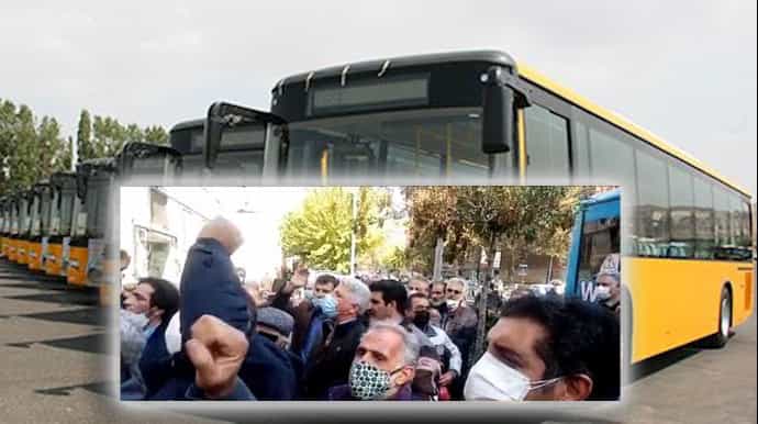 صحنه‌ای از گردهمایی اعتراضی رانندگان بخش خصوصی شرکت واحد، ۳۰ بهمن ۱۴۰۰
