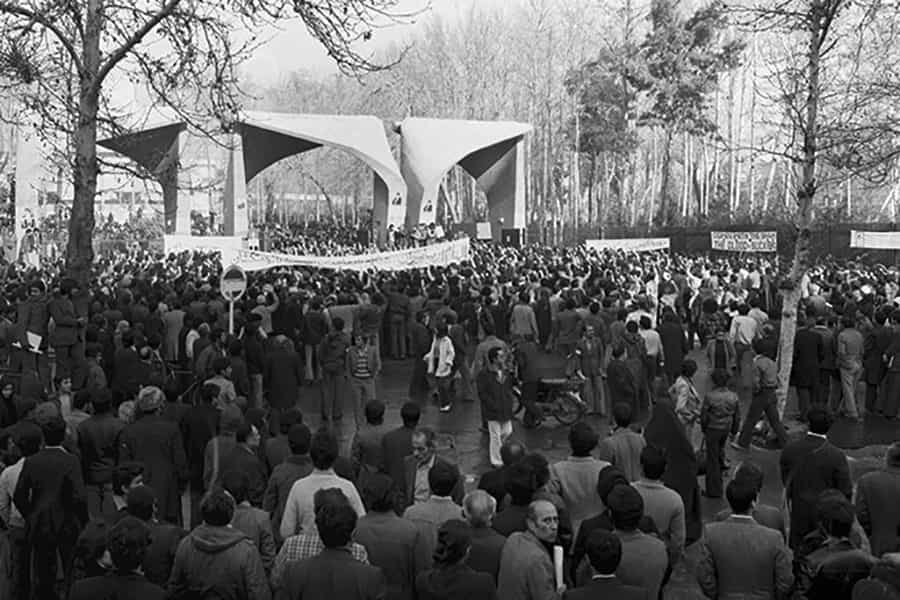 دانشگاه تهران، در روزهای انقلاب، ۱۳۵۷