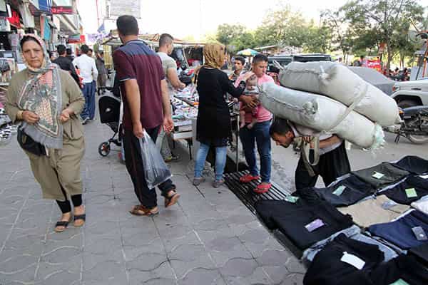 بانه، بازار دستفروشان