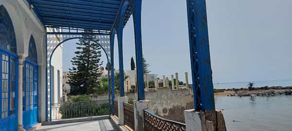 بالکن ساختمان آکادمی بیتالحکمه در تونس
