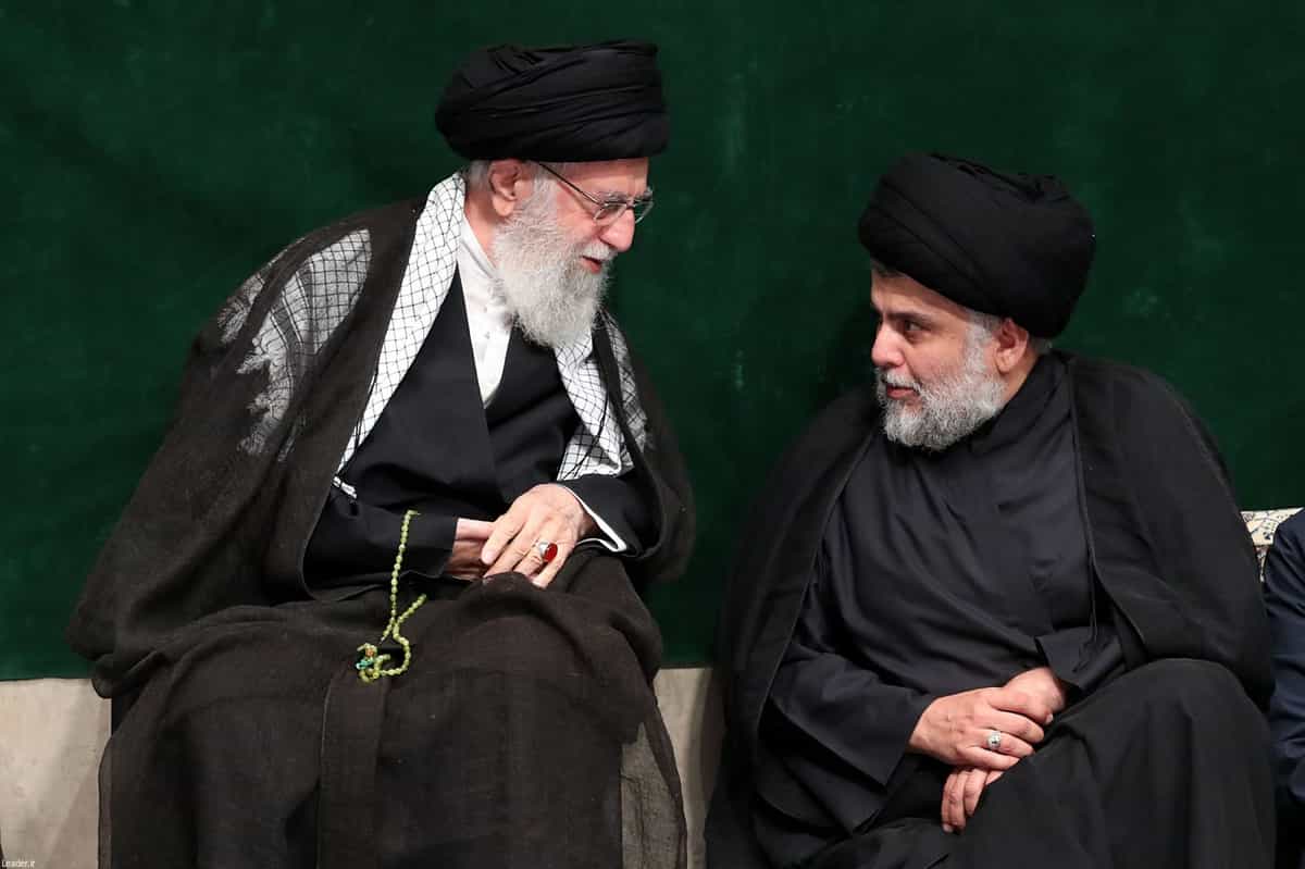 مقتدی صدر در کنار علی خامنهای- وبسایت رهبر جمهوری اسلامی