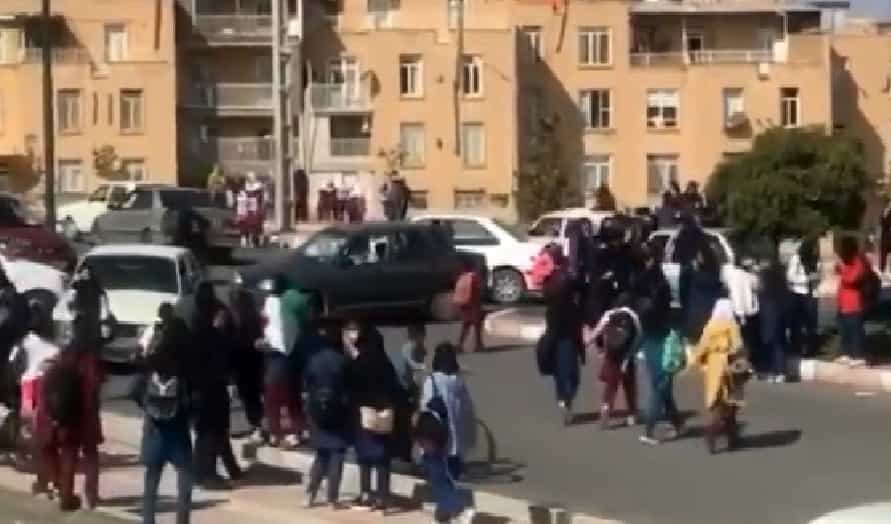 سنندج، ۲۳ مهر ۱۴۰۱، تظاهرات دانشآموزان
