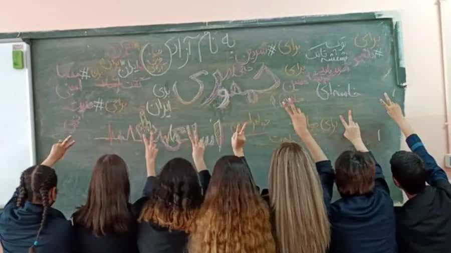 دختران دانشآموز: به نام آزادی، آبان ۱۴۰۱
