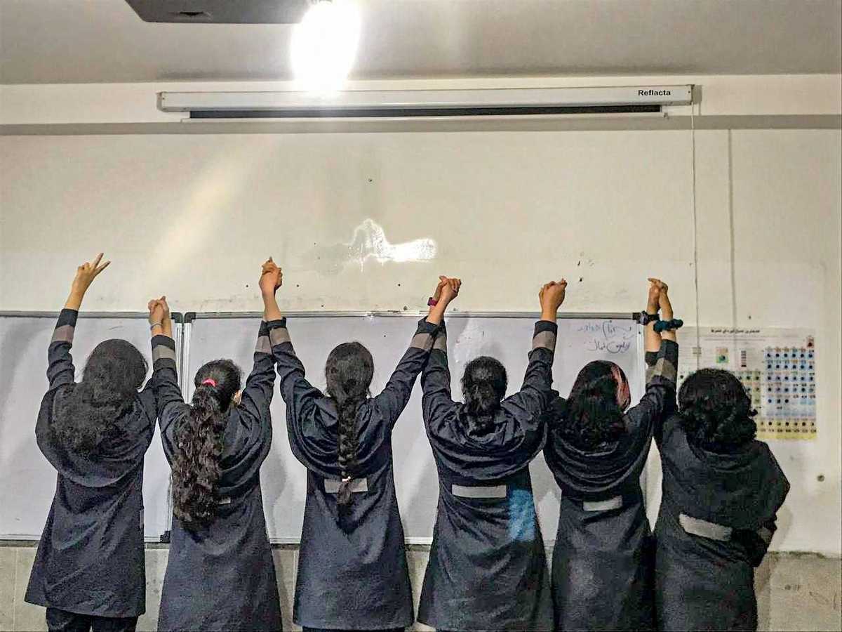 دانشآموزان یک مدرسه در چابهار، ۲۹ آذر ۱۴۰۱
