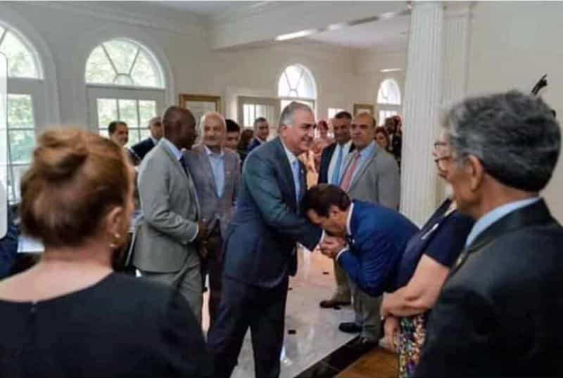 رضا پهلوی، در مراسمی در کانادا، ۱۳۹۸