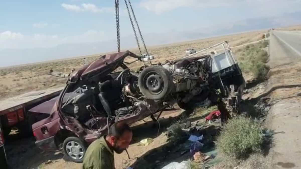 تصادف خودرو حامل مهاجران افغانستانی جان ۱۱ تن را گرفت. عکس: آرشیو
