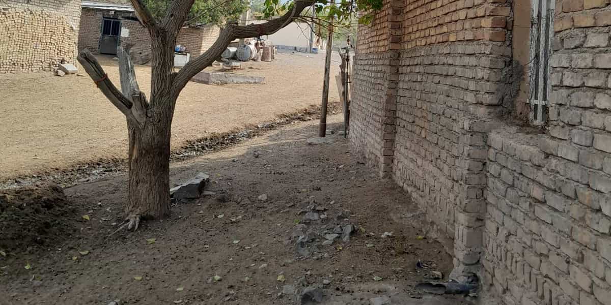 در گذر از روستایی از توابع اشتهارد در استان البرز