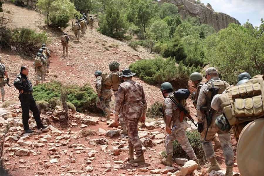 گروهی از سربازان حرس الحدود