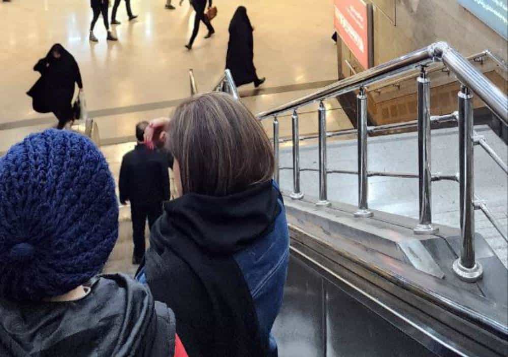 زنان در مترو، جلوهای از فرهنگ مقاومت (عکس: زمانه)