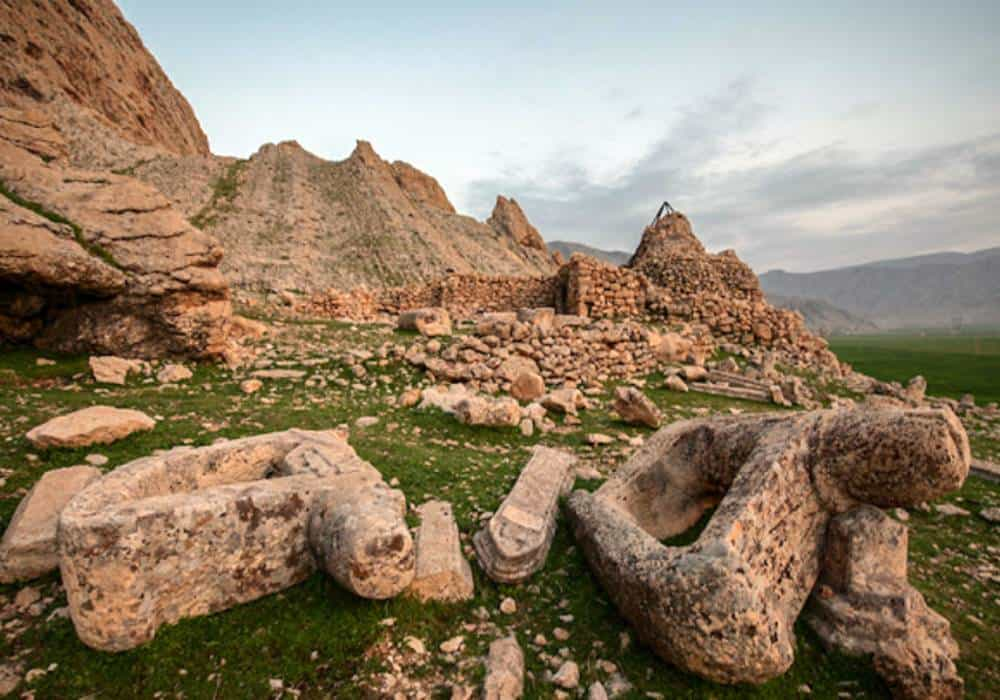 شیرسنگی‌ها بر سر مزارها برای درک تاریخ از هم گسسته مجسمه‌سازی در ایران اهمیت دارد