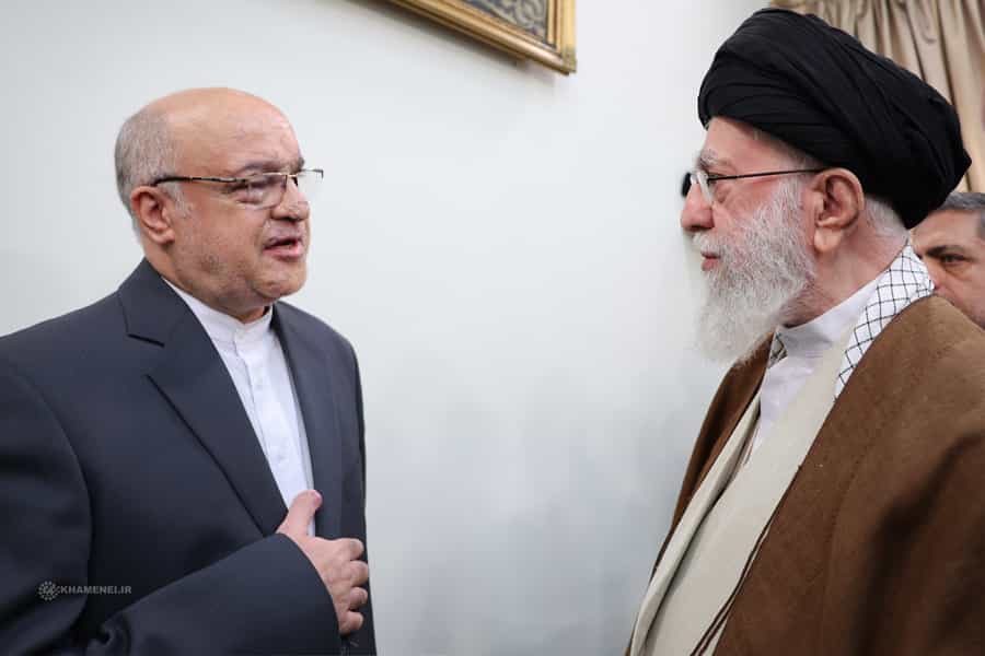 به دیدار خامنهای با مجتبی امانی، سفیر ایران در لبنان در روز یکشنبه ۲۷ آبان