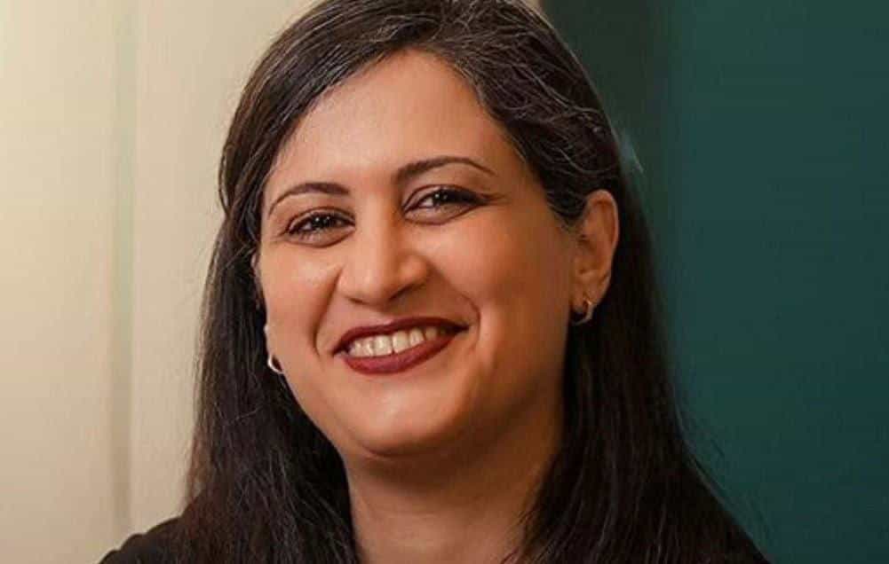 انیسا فنائیان، شهروند بهایی