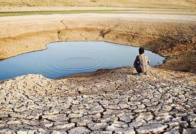 به نظر پژوهشگران بحرانِ خاک در ایران چنان جدی است که بحرانِ آب در برابرِ آن هیچ است