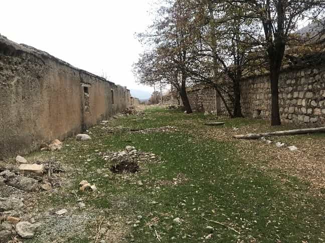 گذرگاههایی گشاد، مهیا کردن فضای زندگی برای آوارگان: اردوگاه بهرامآباد