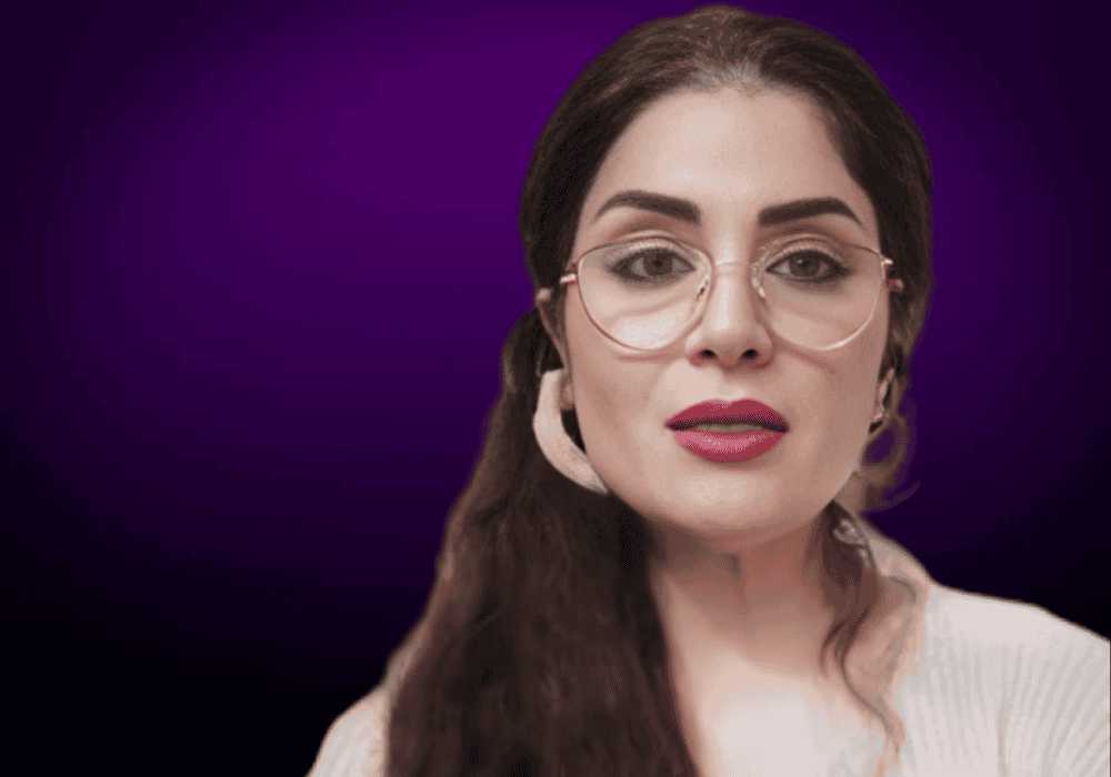 آتفه چهارمحالیان، شاعر. عکس: زمانه