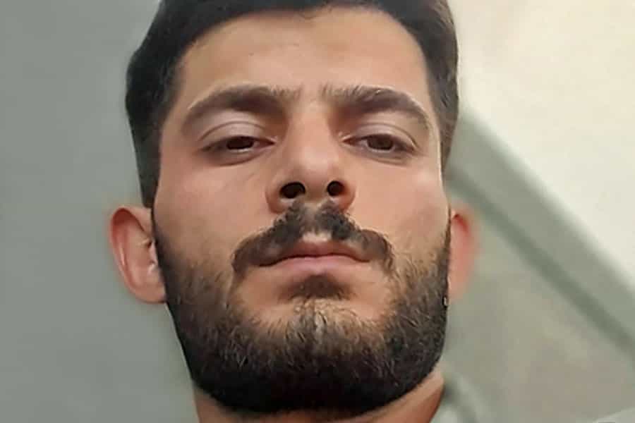 تصویر نزدیکی از چهره رامین زله، زندانی سیاسی کُرد