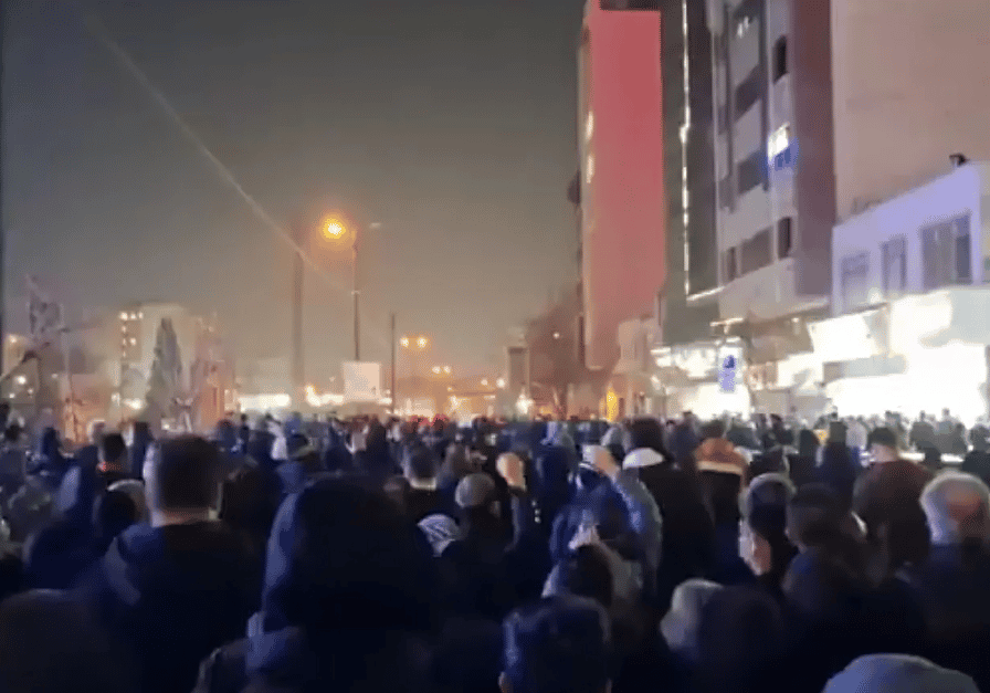 چانهزنی حکومت با آمریما بر سر سرکوب اعتراضات