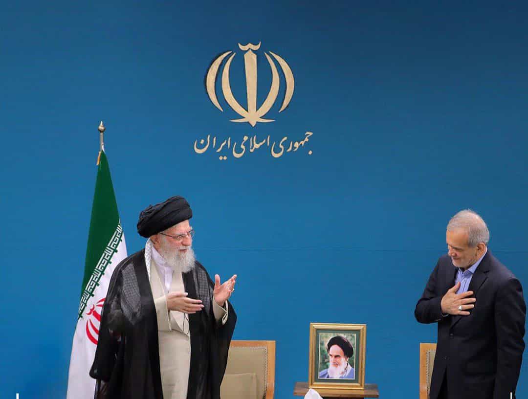 دیدار علی خامنه‌ای با هیات دولت- مرداد ۱۴۰۴