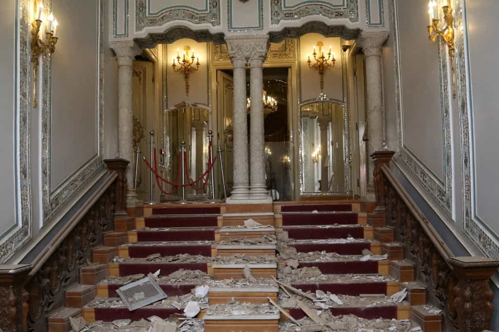 نمای کلی از مجموعه تاریخی سعدآباد که در حملات آمریکا و اسرائیل به ایران که از ۲۸ فوریه در تهران، ایران در ۱۸ مارس ۲۰۲۶ ادامه داشته است، آسیب دیده است.