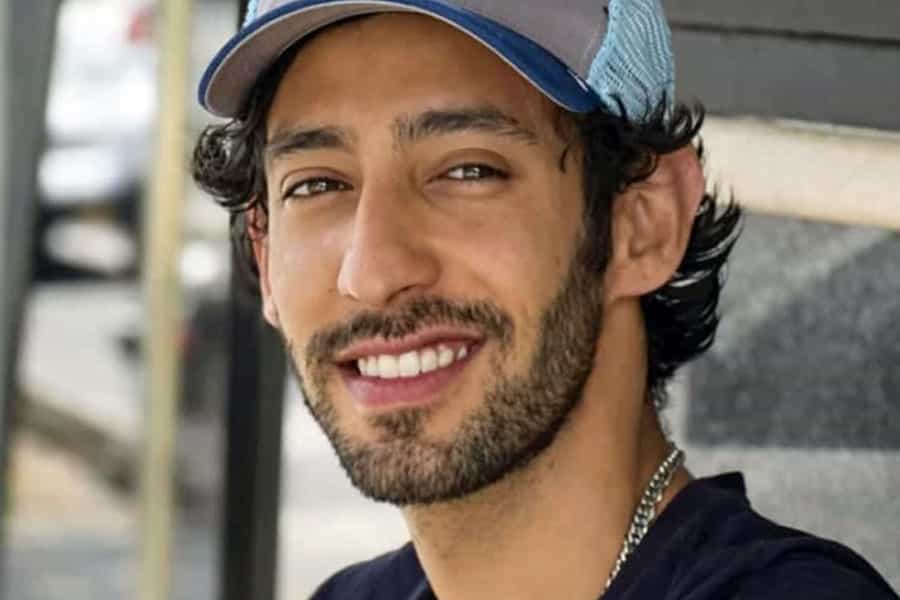 تصویری از چهره خندان پیوند نعیمی