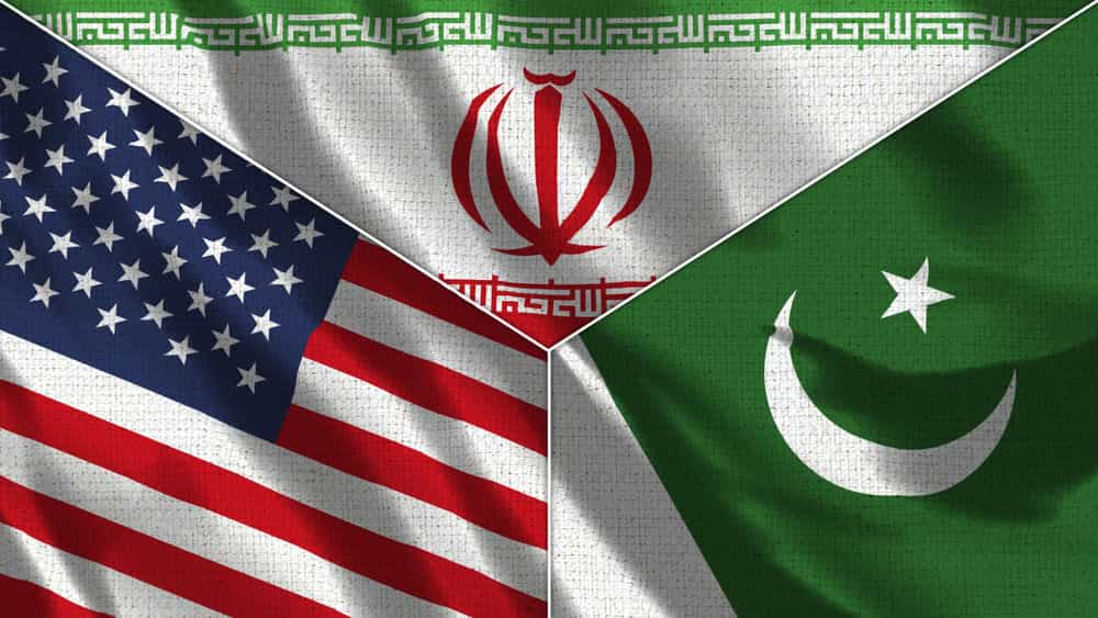 تصویری از پرچمهای ایران، پاکستان و ایالات متحده آمریکا