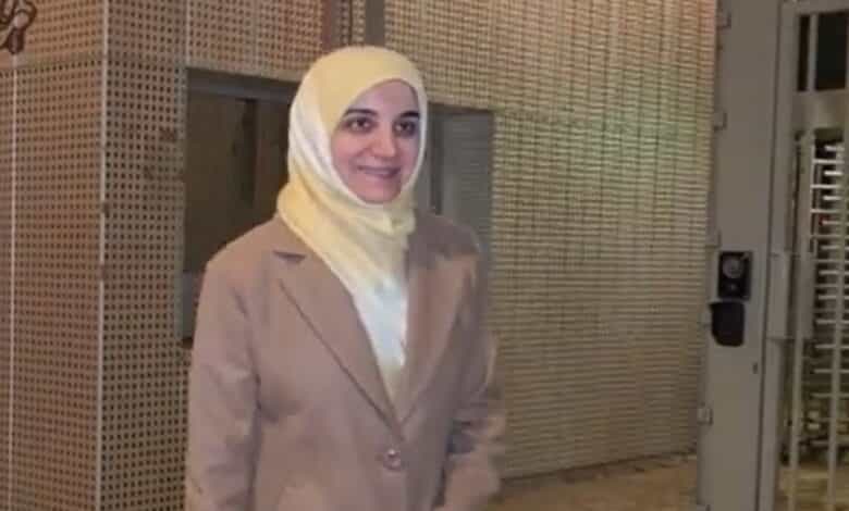 مهدیه اسفندیاری