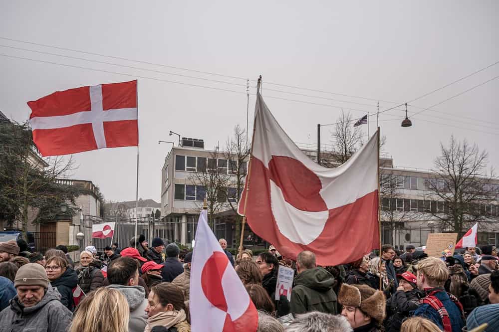 تعدادی از مردم دانمارک در همبستگی با گرینلند