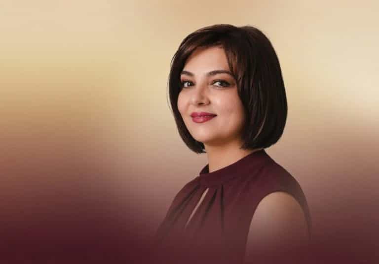 ژیلا الم، نویسنده (عکس: نشریه ادبی بانگ)