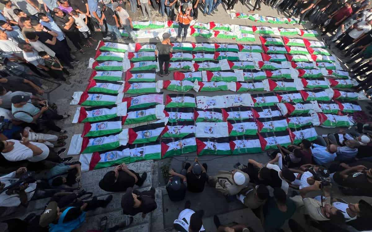 محله زیتون باریکه غزه، پیکر صد کشته شده را از زیر آوار بیرون آوردند