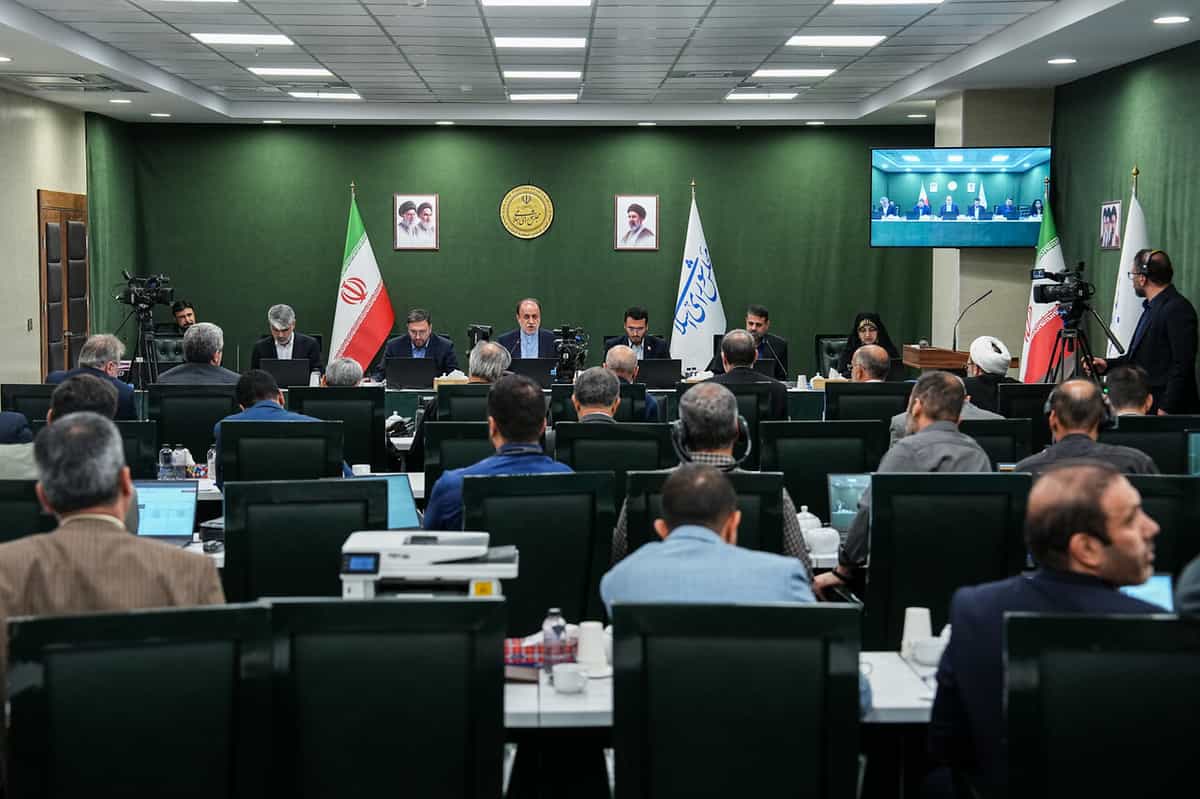 مجلس برای «تحلیل خلاف واقع» مرتبط با بیگانگان تا ۳۰ سال حبس تعیین کرد