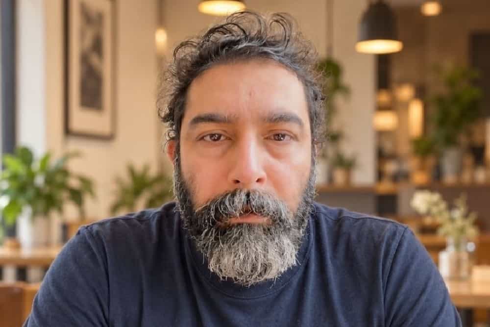 تصویری از چهره وحید علیزاده رزازی